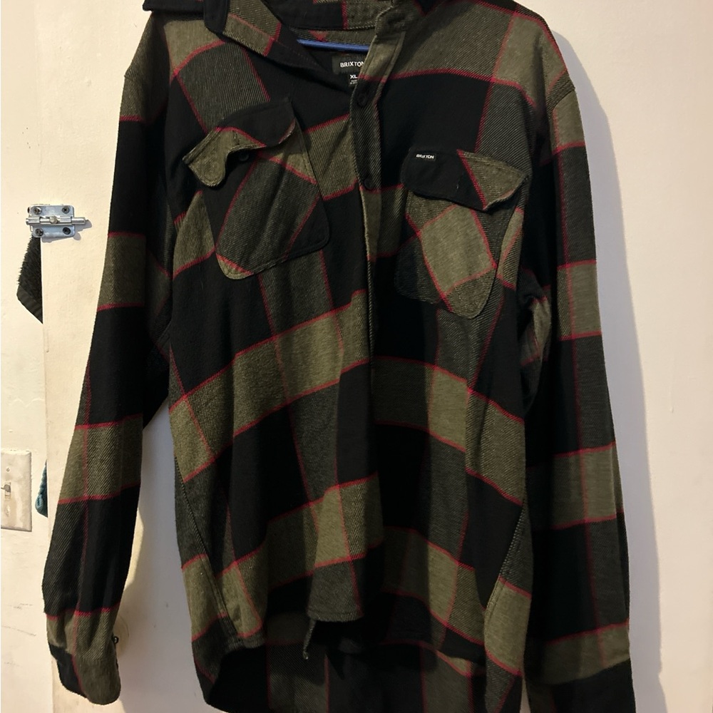 Black and Green Plaid Button-Up Shirt